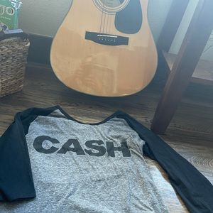🎵🎼🎶Johnny Cash Juniors Raglan T-Shirt. 🎼🎶🎵